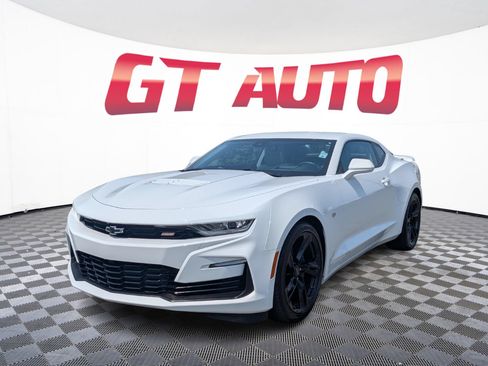 Used 2022 Chevrolet Camaro SS RWD image 2