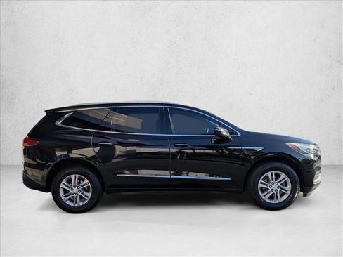 Used 2019 Buick Enclave Essence FWD image 4