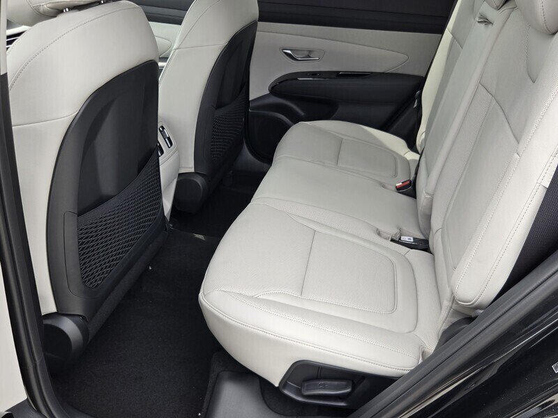 New 2026 Hyundai Tucson Limited FWD image 6
