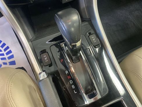 Used 2016 Honda Accord EX-L image 22