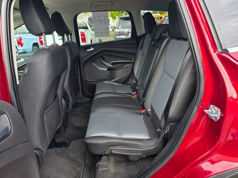 Used 2018 Ford Escape SE AWD/4WD image 6