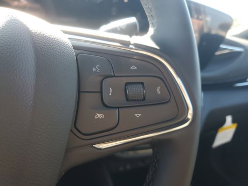 New 2025 Buick Envista Avenir image 23