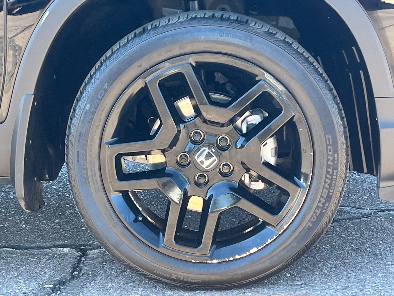 Used 2025 Honda Passport Black Edition image 8