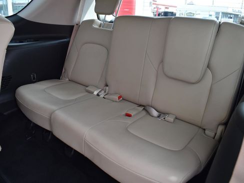 Used 2024 Nissan Armada SV image 50