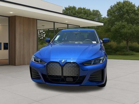 New 2026 BMW i4 eDrive40 w/ M Sport Package RWD image 3
