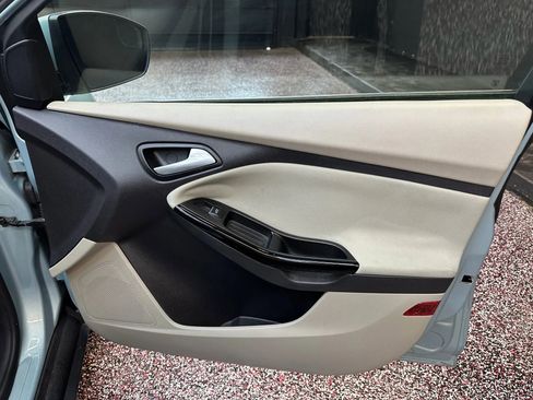 Used 2014 Ford Focus Electric Hatchback image 29