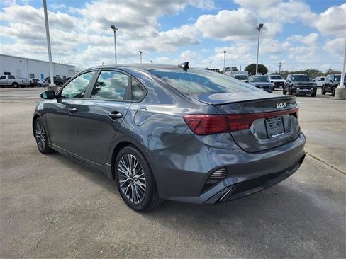 Used 2023 Kia Forte GT-Line w/ GT-Line Technology Package image 16