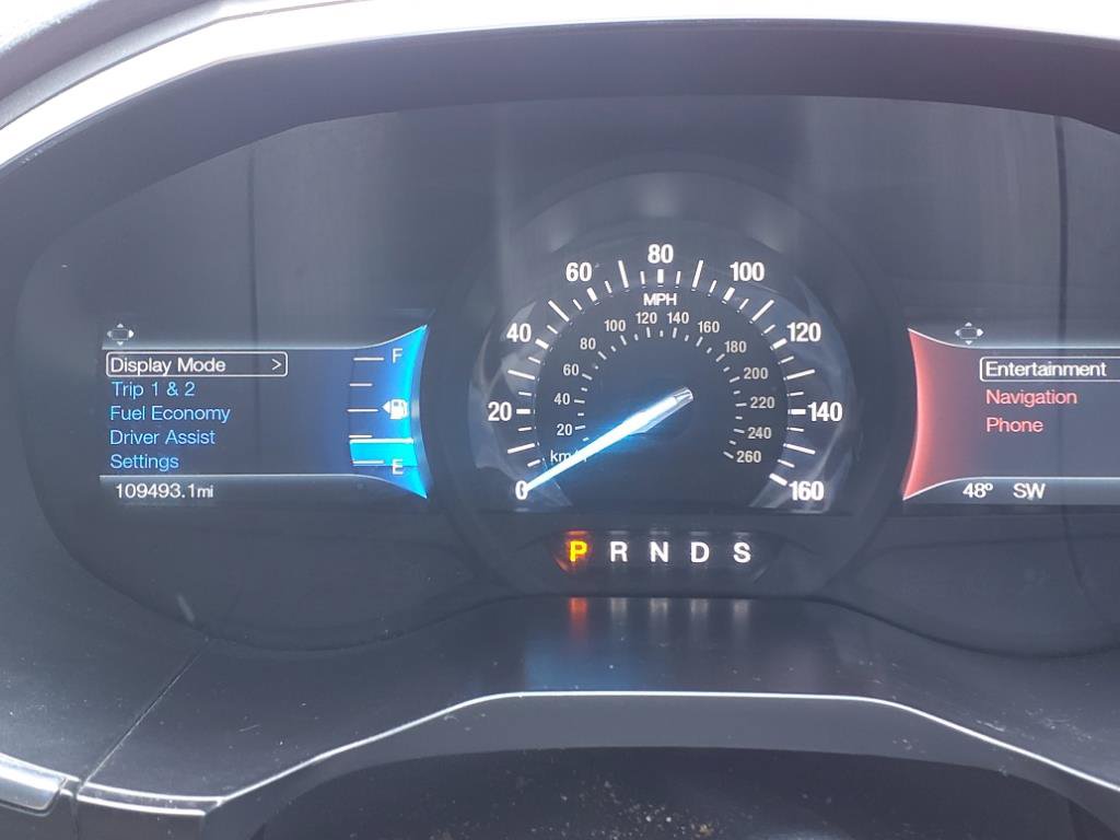 Used 2018 Ford Edge Titanium w/ Equipment Group 301A FWD image 9