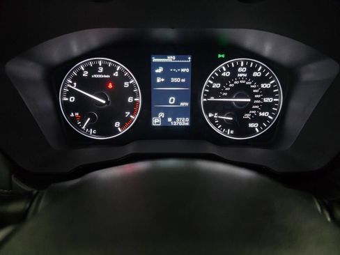 Certified 2025 Subaru Outback Premium w/ Popular Package #1A AWD/4WD image 30