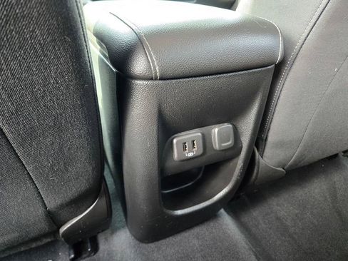 Used 2021 GMC Canyon Elevation image 30