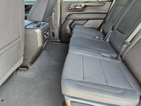 Used 2025 Chevrolet Tahoe LS AWD/4WD image 29