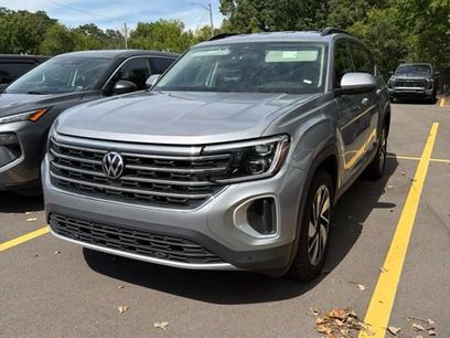 Used 2025 Volkswagen Atlas SE