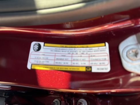 Used 2024 Jeep Grand Cherokee Altitude image 35