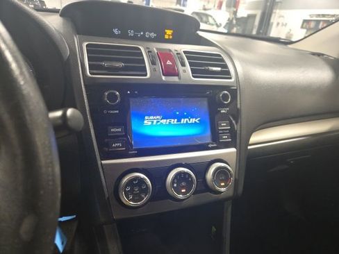 Used 2017 Subaru Crosstrek 2.0i Premium w/ Moonroof Package image 16