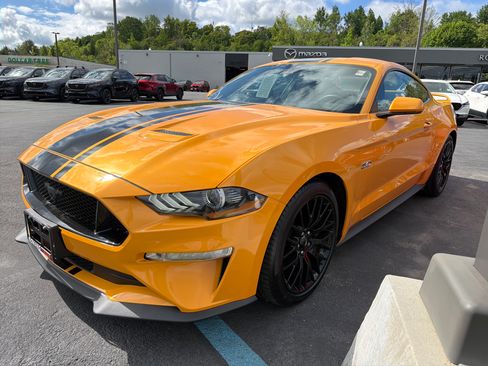 Used 2022 Ford Mustang GT w/ GT Performance Package RWD image 4