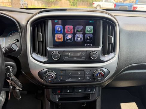 Used 2017 GMC Canyon SLE w/ Nightfall Edition AWD/4WD image 17