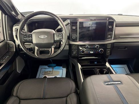 Used 2025 Ford F250 Platinum image 23