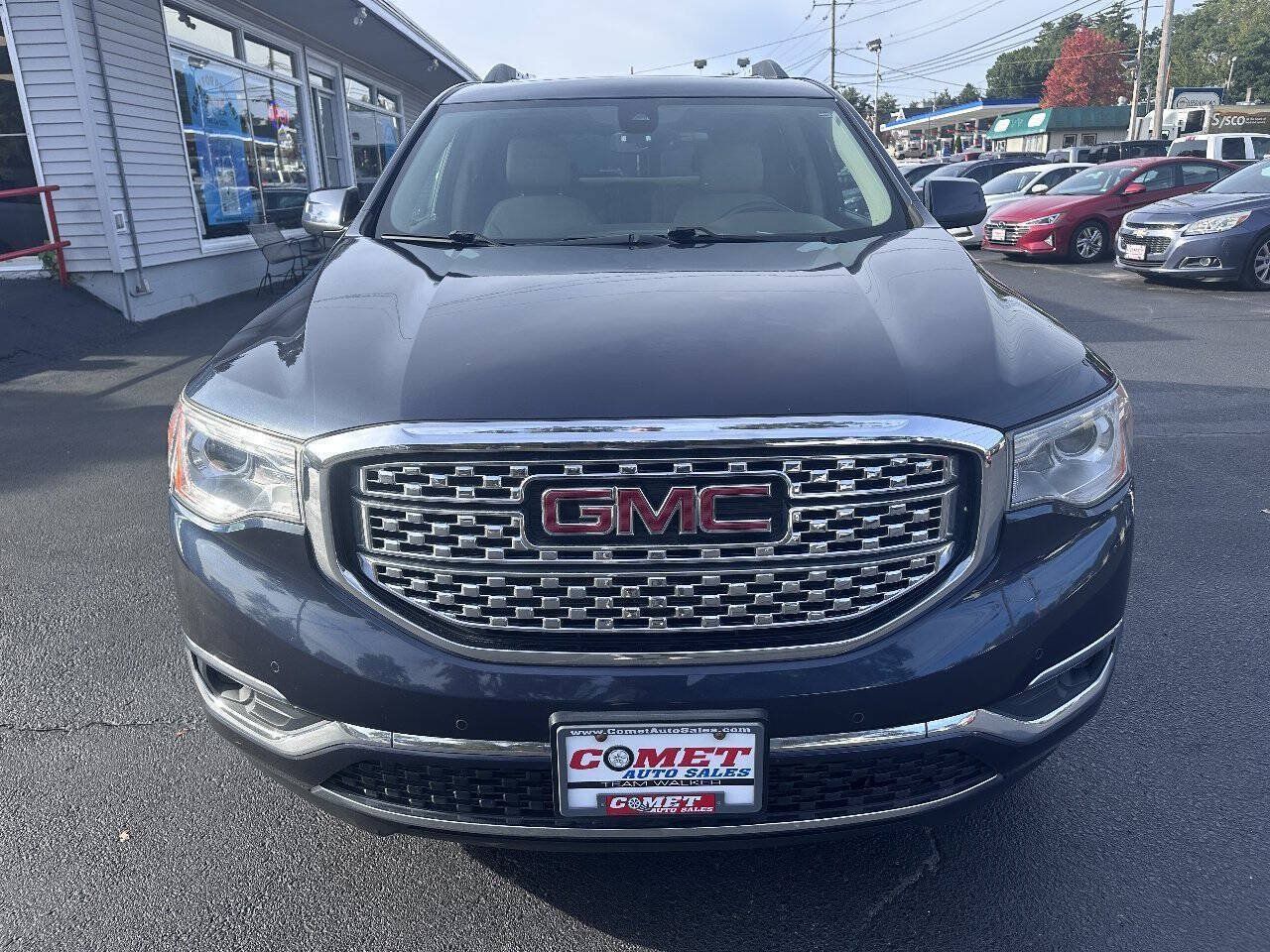 Used 2019 GMC Acadia Denali w/ LPO, Floor Liner Package FWD image 12