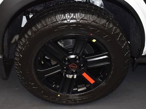 Certified 2025 Nissan Rogue SV image 5