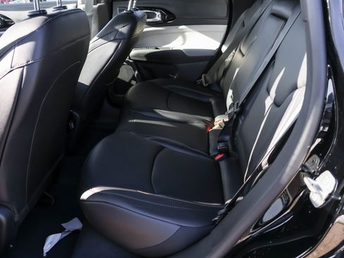 New 2026 Jeep Compass Limited w/ Sun, Sound & Navigation Group image 14