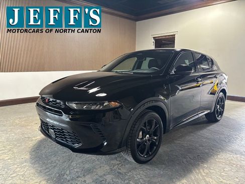 Used 2024 Dodge Hornet R/T w/ R/T Blacktop Package AWD/4WD image 1