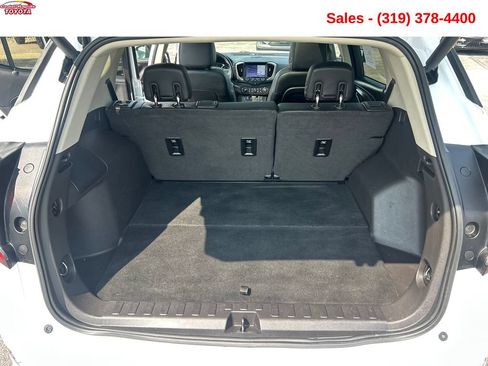 Used 2018 GMC Terrain Denali w/ Advanced Safety Package AWD/4WD image 21