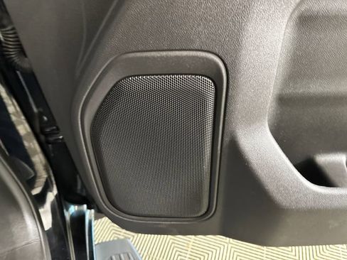 Used 2022 Chevrolet Silverado 1500 RST w/ Z71 Off-Road Package image 29