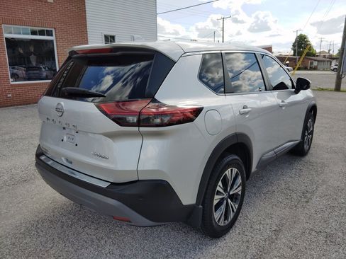 Used 2023 Nissan Rogue SV AWD/4WD image 7
