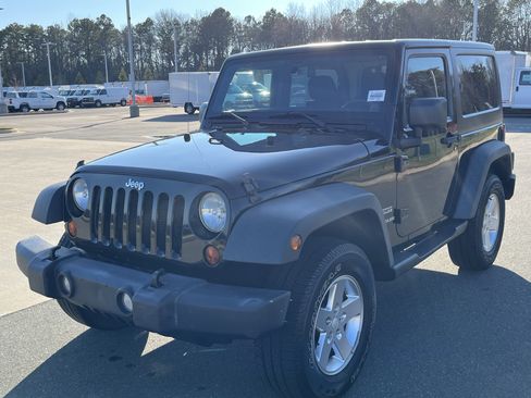 Used 2012 Jeep Wrangler Sport image 5