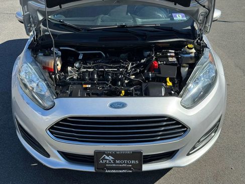 Used 2015 Ford Fiesta SE image 56