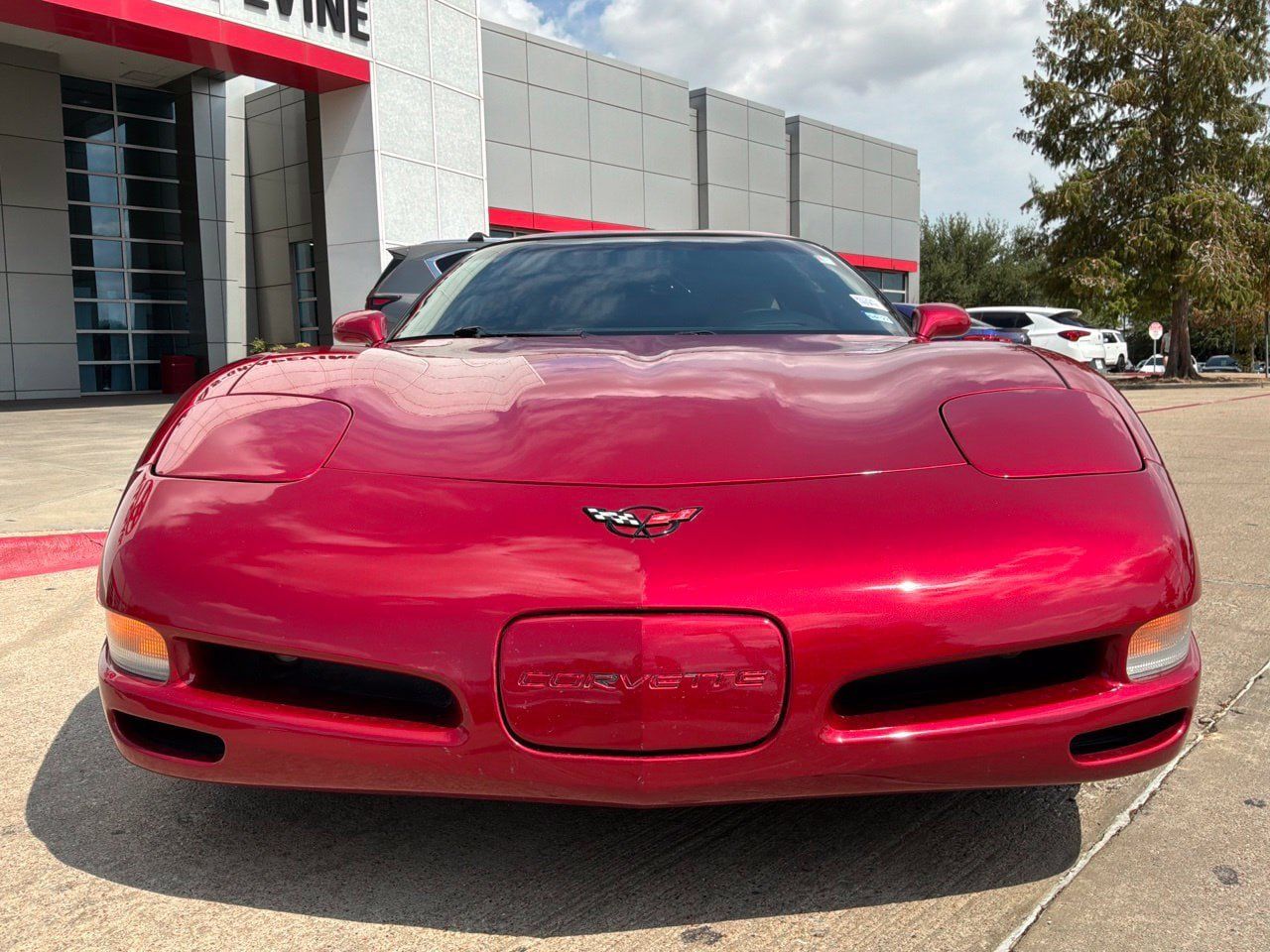 Used 2004 Chevrolet Corvette Coupe w/ Roof Package RWD image 4