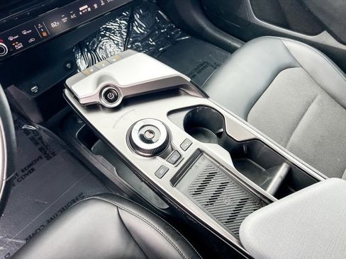 Used 2024 Kia EV6 Light image 16