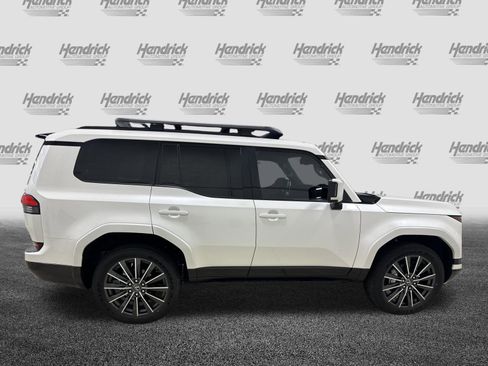 Certified 2025 Lexus GX 550 w/ Accessory Package (2T) AWD/4WD image 11