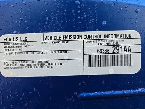 Used 2018 Dodge Challenger SXT w/ Blacktop Package image 25