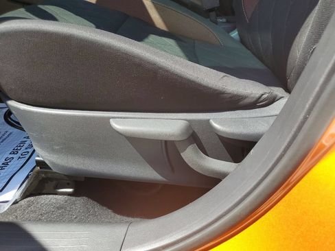 Used 2019 Nissan Kicks SR w/ Exterior Electronics Package FWD image 22
