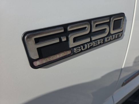 Used 2004 Ford F250 Lariat image 17