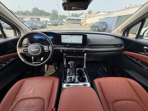 Used 2024 Kia Carnival SX FWD image 26