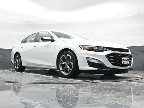 Used 2024 Chevrolet Malibu LT image 48