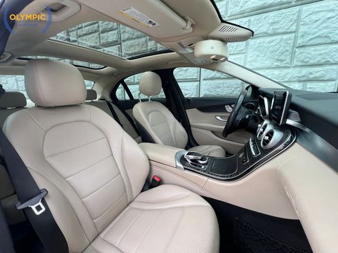 Used 2016 Mercedes-Benz C 300 Sedan w/ Premium 1 Package image 45