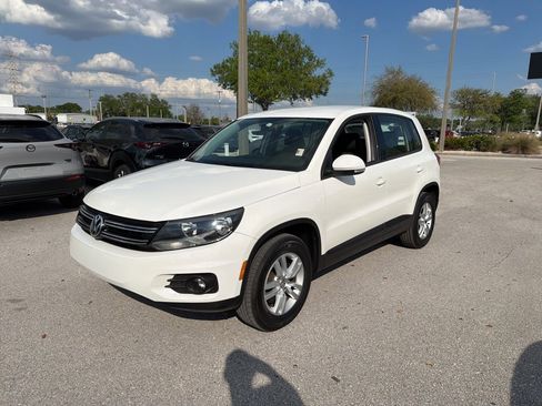 Used 2013 Volkswagen Tiguan S image 1