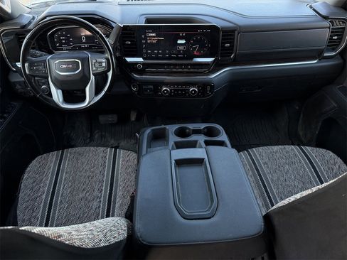 Used 2024 GMC Sierra 2500 SLE image 11