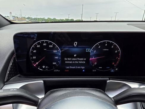 Certified 2025 Mercedes-Benz GLB 250 image 16