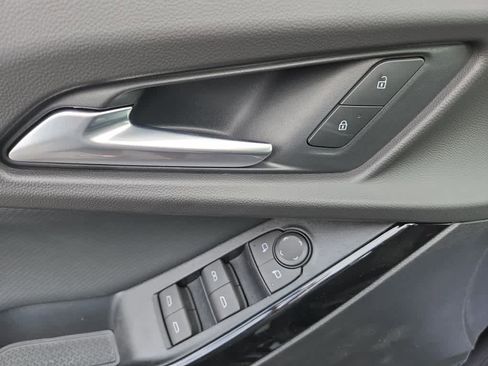 New 2026 Chevrolet Equinox LT w/ Convenience Package II image 12