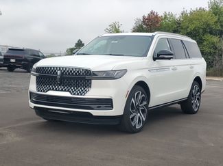 New 2027 Lincoln Navigator Reserve AWD/4WD video 2