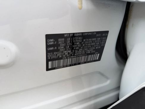 Certified 2024 Subaru Ascent Touring AWD/4WD image 17