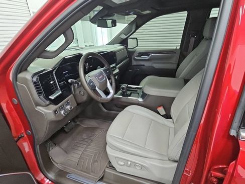 Used 2025 GMC Sierra 1500 SLT w/ SLT Premium Package AWD/4WD image 11