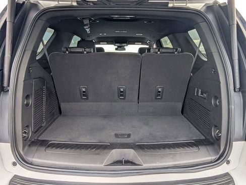 Used 2023 Chevrolet Tahoe LT w/ Luxury Package image 13