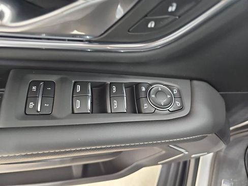 Certified 2023 Chevrolet Tahoe Premier w/ Advanced Technology Package AWD/4WD image 35
