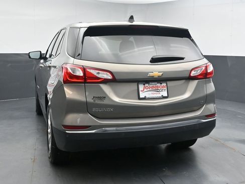 Used 2018 Chevrolet Equinox LT FWD image 6