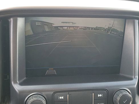 Used 2022 Chevrolet Colorado LT w/ Fleet Safety Package RWD image 17